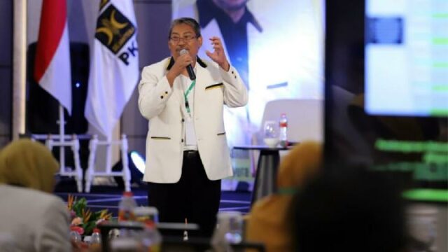 Las importaciones indias de camionetas podrían debilitar la industria nacional

 | 