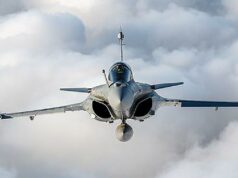 Tres aviones de combate Rafale llegarán a Indonesia a mediados de 2026
| Tres aviones de combate Rafale llegarán a Indonesia a mediados de 2026
|