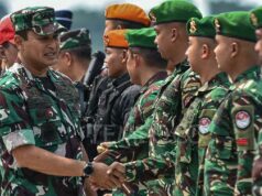 La RPD pide al TNI que no despliegue muchos soldados en Gaza
| La RPD pide al TNI que no despliegue muchos soldados en Gaza
|