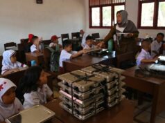 Prabowo: Experto de la Casa Blanca estudia MBG
| Prabowo: Experto de la Casa Blanca estudia MBG
|