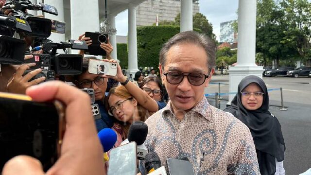 Marty Natalegawa y Retno Marsudi respondieron a la invitación de Prabowo

 | 