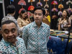 Gibran quiere que el programa de robótica llegue a los internados islámicos y a las escuelas especiales
| Gibran quiere que el programa de robótica llegue a los internados islámicos y a las escuelas especiales
|