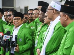 Cak Imin apoya a Prabowo durante 2 períodos, analista: Cawapres Lyrics
| Cak Imin apoya a Prabowo durante 2 períodos, analista: Cawapres Lyrics
|