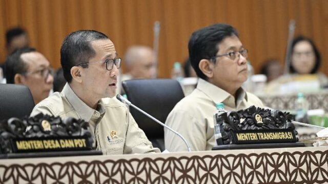 La Comisión V de la Cámara de Representantes valora el desempeño del Ministerio de Transmigración

 | 