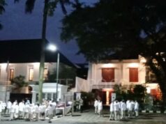 Gerindra Elite Rankings celebra su aniversario en casa de Prabowo
| Gerindra Elite Rankings celebra su aniversario en casa de Prabowo
|