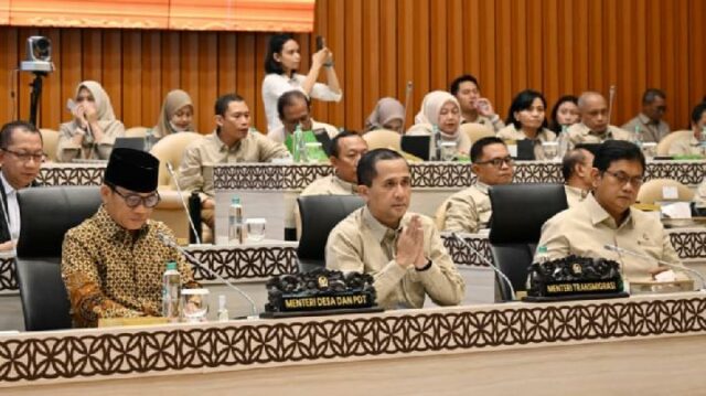 La colaboración con el Ministerio de Transmigración ahorró 369 mil millones de IDR para la construcción de Barelang KT

 | 