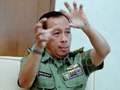 Perfil y pensamientos de Agus Widjojo sobre la reforma del TNI
| Perfil y pensamientos de Agus Widjojo sobre la reforma del TNI
|