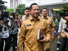 Ministro del Interior fija días rutinarios de limpieza de martes a viernes
| Ministro del Interior fija días rutinarios de limpieza de martes a viernes
|