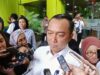 Sobre la toma de posesión del jefe de la BGN, Ministro de Estado: lo anunciaremos más tarde
| Palacio teme que haya víctimas fallecidas por baches en la carretera
|