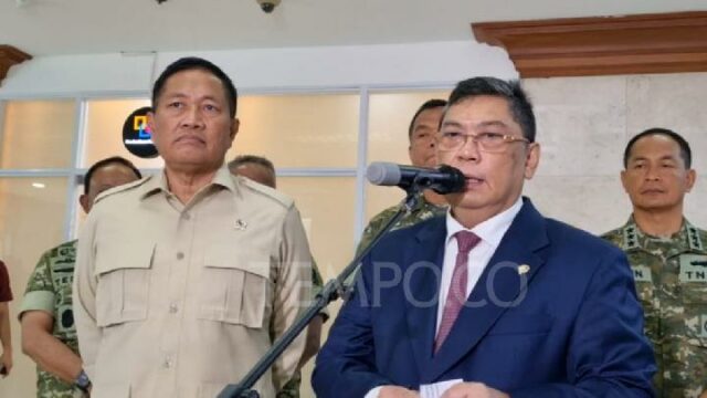 Una lista de nuevos equipos de defensa del TNI. | Una lista de nuevos equipos de defensa del TNI.
|
