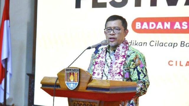 La Cámara de Representantes alienta la revitalización de la infraestructura para el progreso de Cilacap Regency

 | 