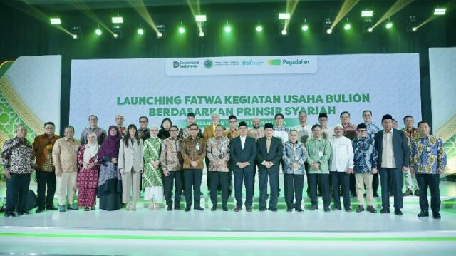 Pegadaian apoya la emisión de fatwa sobre las actividades de Pegadaian apoya la emisión de fatwa sobre las actividades de comercio de oro por parte de DSN-MUI
|