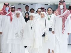 La oración de Megawati en Tierra Santa por Bung Karno y sus hijos e hijas
| La oración de Megawati en Tierra Santa por Bung Karno y sus hijos e hijas
|