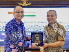 Ahmad Luthfi propone inversiones en diversos sectores durante su encuentro con el embajador y empresarios indios
| Ahmad Luthfi propone inversiones en diversos sectores durante su encuentro con el embajador y empresarios indios
|