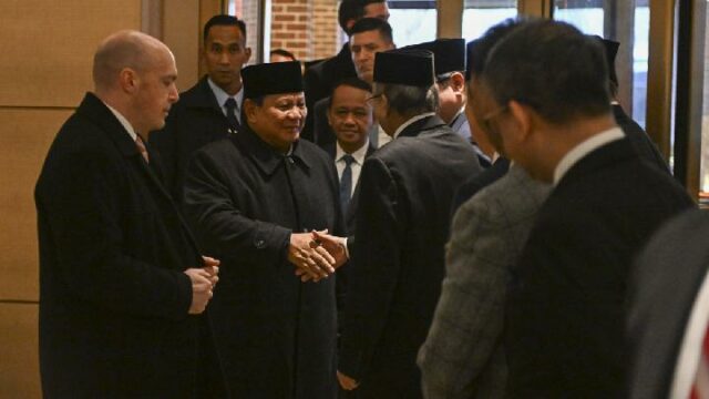Prabowo se reúne con 12 inversores en Washington | Prabowo se reúne con 12 inversores en Washington
|