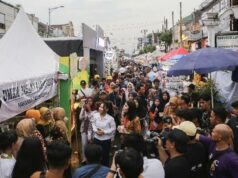 El gobierno de Kudus colabora con la Fundación Djarum para mejorar la educación sobre clasificación de residuos durante el Festival Dandangan 2026
| El gobierno de Kudus colabora con la Fundación Djarum para mejorar la educación sobre clasificación de residuos durante el Festival Dandangan 2026
|