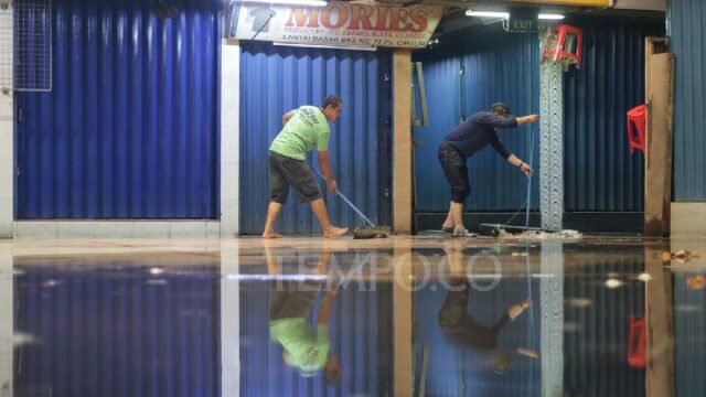 Pramono Anung dice que la inundación retrocederá rápidamente, como máximo dos horas

 | 