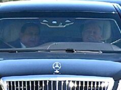 Teddy explica los resultados del encuentro de Prabowo con el Rey de Jordania
| Teddy explica los resultados del encuentro de Prabowo con el Rey de Jordania
|