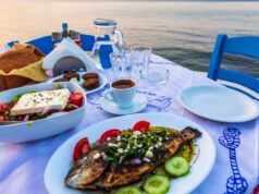 Consejos sobre la dieta mediterránea que aprendí después de viajar a Grecia como dietista
| Food,Travel,freelancer,freelancer-le,greece,travel,mediterranean,mediterranean-diet,dietitian,food,europe Consejos sobre la dieta mediterránea que aprendí después de viajar a Grecia como dietista
| Food,Travel,freelancer,freelancer-le,greece,travel,mediterranean,mediterranean-diet,dietitian,food,europe