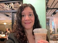 El primer día para inversores de Starbucks en años fue un vistazo a su futuro
| Retail,Food,Strategy,starbucks,retail,business,food-and-drink,stock,beacon-industries-big-bet,investor-day El primer día para inversores de Starbucks en años fue un vistazo a su futuro
| Retail,Food,Strategy,starbucks,retail,business,food-and-drink,stock,beacon-industries-big-bet,investor-day