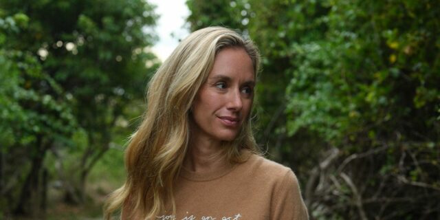 La marca Lingua Franca se ha pronunciado contra ICE y dice que vale la pena criticarla

 | Retail,Politics,ice,donald-trump,immigration,clothing,minnesota,immigration-customs-enforcement,border-patrol