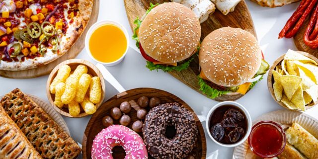 La economía estadounidense en forma de K rompe con el viejo manual de estrategia de la comida rápida

 | Retail,Food,k-shaped-recovery,fast-food,casual-dining,marketing-strategy