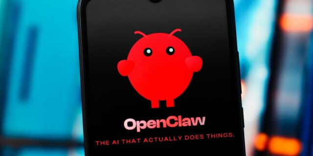 El creador de Clawdbot dice que la codificación de Vibe se ha convertido en una madriguera de conejo

 | AI,vibe-coding,ai-agents