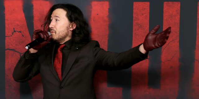 'Iron Lung' de la estrella de YouTube Markiplier supera a 'Iron Lung' de la estrella de YouTube Markiplier supera a 'Melania' de Amazon
| Media,movies,youtube,streaming-media,box-office,digital-culture,tech,melania,melania-trump,donald-trump,amazon