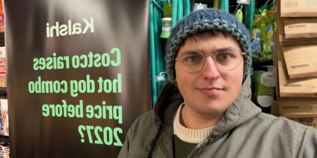 Las fotos muestran una larga cola para la foto de comestibles gratuita de Kalshi

 | Economy,Tech,Retail,kalshi,affordability,groceries,marketing,prediction-markets