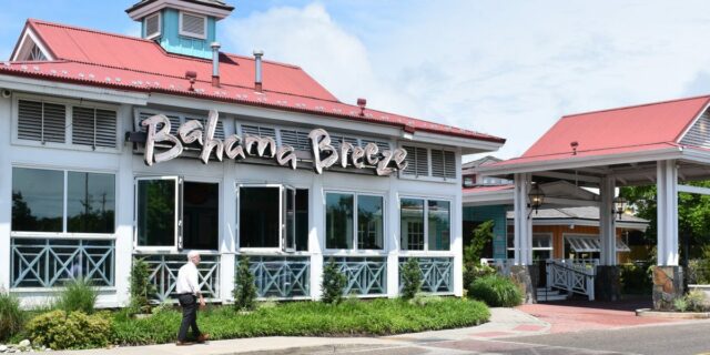 Bahama Breeze está cerrando todos sus restaurantes. Aquí está la lista completa.

 | Retail,darden-restaurants,bahama-breeze