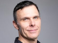 El investigador de la longevidad comparte sus 4 hábitos antienvejecimiento
| Health,longevity,anti-aging,strength-training,diet,ultra-processed-foods,alcohol,sleep,loneliness,friends El investigador de la longevidad comparte sus 4 hábitos antienvejecimiento
| Health,longevity,anti-aging,strength-training,diet,ultra-processed-foods,alcohol,sleep,loneliness,friends