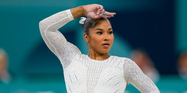 Los mayores escándalos y controversias olímpicas de la historia

 | Sports,olympic,olympics,olympic-athletes,olympics-history,scandal,scandals,tokyo-olympics,kamila-valieva