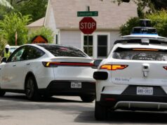 Por qué Waymo cree que los robotaxis deberían ser más seguros que los conductores humanos
| Transportation,waymo,tesla Por qué Waymo cree que los robotaxis deberían ser más seguros que los conductores humanos
| Transportation,waymo,tesla