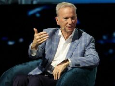 La empresa de centros de datos Eric Schmnidt negocia un acuerdo con Google en Texas
| Tech,Finance,AI,ai,artificial-intelligence,eric-schmidt,google,alphabet,amazon,ai-spending,data-centers,texas,limited-synd,exclusive La empresa de centros de datos Eric Schmnidt negocia un acuerdo con Google en Texas
| Tech,Finance,AI,ai,artificial-intelligence,eric-schmidt,google,alphabet,amazon,ai-spending,data-centers,texas,limited-synd,exclusive