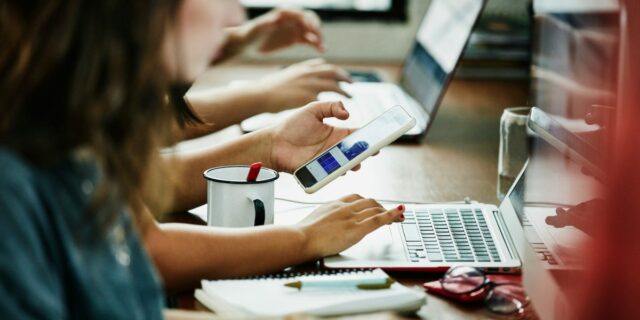 Ejecutivo de Salesforce comparte consejos de resiliencia para trabajadores principiantes

 | Careers,Tech,careers,entry-level,salesforce,tech