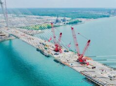 Trump amenaza con bloquear el nuevo puente entre Michigan y Ontario.
| Economy,donald-trump,politics,united-states,canada,trade,government,law-gov-t-and-politics,economy Trump amenaza con bloquear el nuevo puente entre Michigan y Ontario.
| Economy,donald-trump,politics,united-states,canada,trade,government,law-gov-t-and-politics,economy