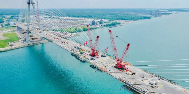 Trump amenaza con bloquear el nuevo puente entre Michigan y Ontario.

 | Economy,donald-trump,politics,united-states,canada,trade,government,law-gov-t-and-politics,economy