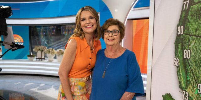 Savannah Guthrie lanza un llamamiento urgente para la búsqueda de una madre anciana

 | Entertainment,nancy-guthrie,savannah-guthrie,today-show,crime