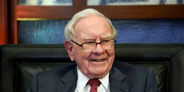 Berkshire de Warren Buffett compró una participación en The New York Times en sus últimas semanas como director ejecutivo

 | Finance,business,finance,warren-buffett,berkshire-hathaway,billionaires,stocks,investing,stock-portfolio