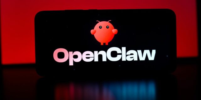 El creador de OpenClaw critica las regulaciones de la UE mientras se muda a los EE. UU.

 | AI,Tech,open-claw,openai,europe,regulations,bureaucracy,limited-synd,artificial-intelligence,generative-ai