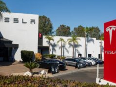 Tesla evita congelar las ventas en California y abandona la marca “Autopilot”
| Transportation,Tech,tesla,self-driving-car,tesla-autopilot,automotive,electric-vehicle,california Tesla evita congelar las ventas en California y abandona la marca “Autopilot”
| Transportation,Tech,tesla,self-driving-car,tesla-autopilot,automotive,electric-vehicle,california