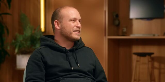 Un ingeniero antropogénico advierte sobre una "dolorosa" revisión de los puestos de trabajo de TI

 | AI,Tech,Careers,ai,claude-code,anthropic,coders-ai