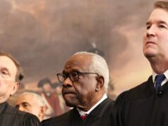 Tres jueces de la Corte Suprema dicen que los aranceles de Trump son legales
| Economy,Law,Politics,tariffs,donald-trump,brett-kavanaugh,clarence-thomas,samuel-alito,scotus,law,legal-issues,government Tres jueces de la Corte Suprema dicen que los aranceles de Trump son legales
| Economy,Law,Politics,tariffs,donald-trump,brett-kavanaugh,clarence-thomas,samuel-alito,scotus,law,legal-issues,government
