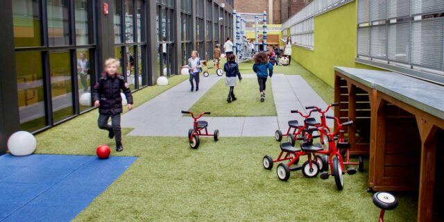 Por qué la matrícula de las escuelas privadas de la ciudad de Nueva York cuesta más de $70,000 al año

 | Economy,Education,Parenting,education,new-york-city,price,family-and-parenting,wealth,schools,luxury,economy,parenting,private-schools,avenues