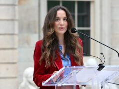 Un empleado del Thinking Machines Lab se une a OpenAI en medio del éxodo de talentos
| Tech,AI,thinking-machines-lab,mira-murati,openai,ai,talent-war,scoop,exclusive,limited-synd,beacon-industries-big-bet Un empleado del Thinking Machines Lab se une a OpenAI en medio del éxodo de talentos
| Tech,AI,thinking-machines-lab,mira-murati,openai,ai,talent-war,scoop,exclusive,limited-synd,beacon-industries-big-bet