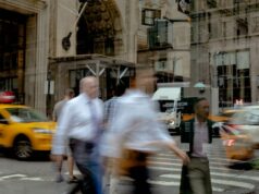 Banco de inversión resuelve caso que lleva a juicio la semana laboral de 100 horas
| Finance,Law,centerview-partners,investment-banking,wall-street,business Banco de inversión resuelve caso que lleva a juicio la semana laboral de 100 horas
| Finance,Law,centerview-partners,investment-banking,wall-street,business