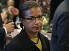 ¿Quién es Susan Rice, la miembro de la junta directiva de Netflix que Trump quiere despedir?
| Media,Politics,susan-rice,president-donald-trump,netflix ¿Quién es Susan Rice, la miembro de la junta directiva de Netflix que Trump quiere despedir?
| Media,Politics,susan-rice,president-donald-trump,netflix