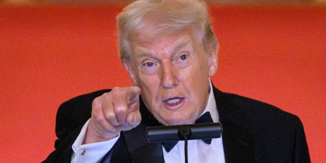 Trump exige a Netflix que despida Rice se convierte en una advertencia para las empresas estadounidenses

 | Media,politics,policy,donald-trump,netflix,susan-rice,warner-bros-discovery,paramount,streaming,tv,antitrust