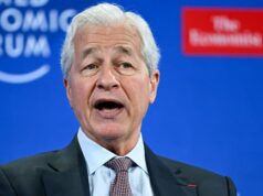 Jamie Dimon advierte contra los préstamos riesgosos a medida que aumenta la competencia
| Finance,finance,banks,banking,jamie-dimon Jamie Dimon advierte contra los préstamos riesgosos a medida que aumenta la competencia
| Finance,finance,banks,banking,jamie-dimon