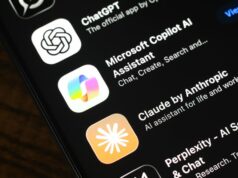 Por qué «La IA es asombrosa» y «La IA es nuestro destino» suenan como lo mismo
| Tech,AI,Economy,ai,artificial-intelligence,economy,artificial-intelligence-bubble,ai-bubble,doomer,job-loss,job-market,unemployment,changing-workplace-big-bet,tech-jobs,automation Por qué "La IA es asombrosa" y "La IA es nuestro destino" suenan como lo mismo
| Tech,AI,Economy,ai,artificial-intelligence,economy,artificial-intelligence-bubble,ai-bubble,doomer,job-loss,job-market,unemployment,changing-workplace-big-bet,tech-jobs,automation